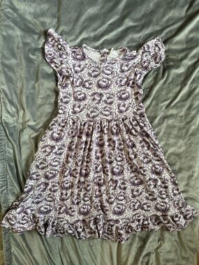Kate Quinn Lavender Floral Flutter Sleeve Dress